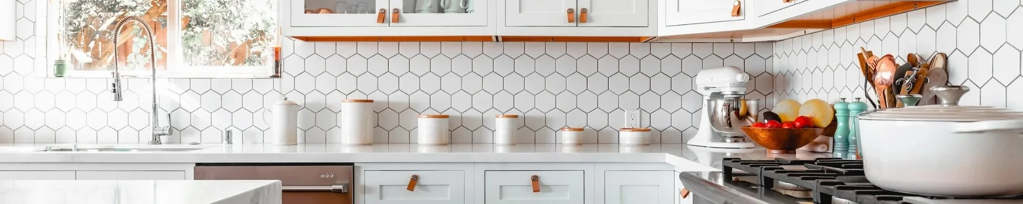 Tile kitchen backsplash | Altimate Flooring  | Rapid City, SD